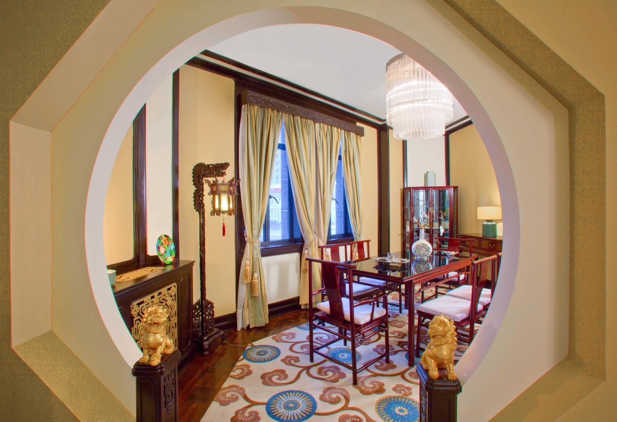 Fairmont Peace On The Bund Hotel Shanghai